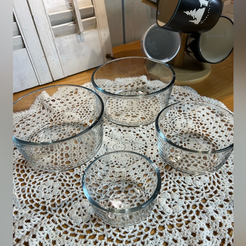 Set of Clear Glass Serving Bowls